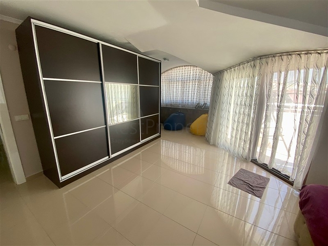 Шикарный пентхаус 4+1 в районе Оба