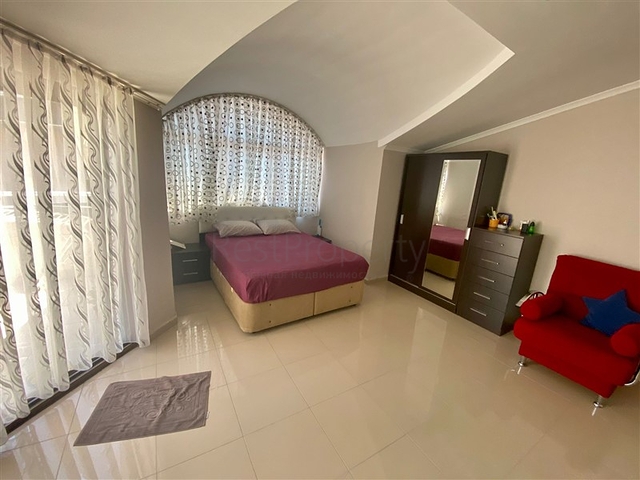 Шикарный пентхаус 4+1 в районе Оба