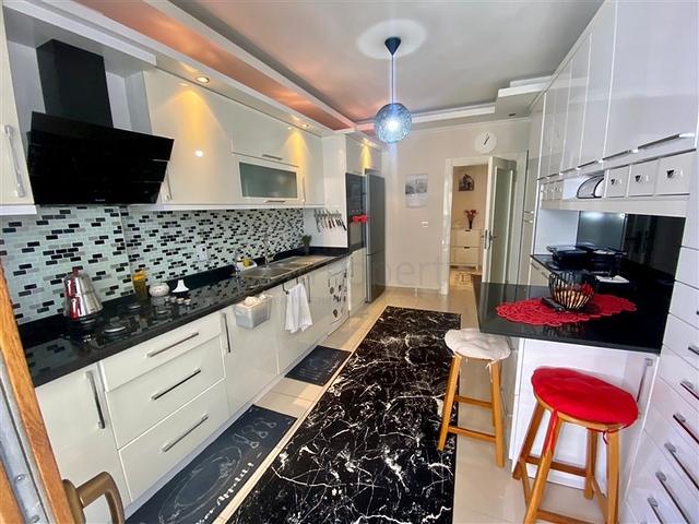 Шикарный пентхаус 4+1 в районе Оба