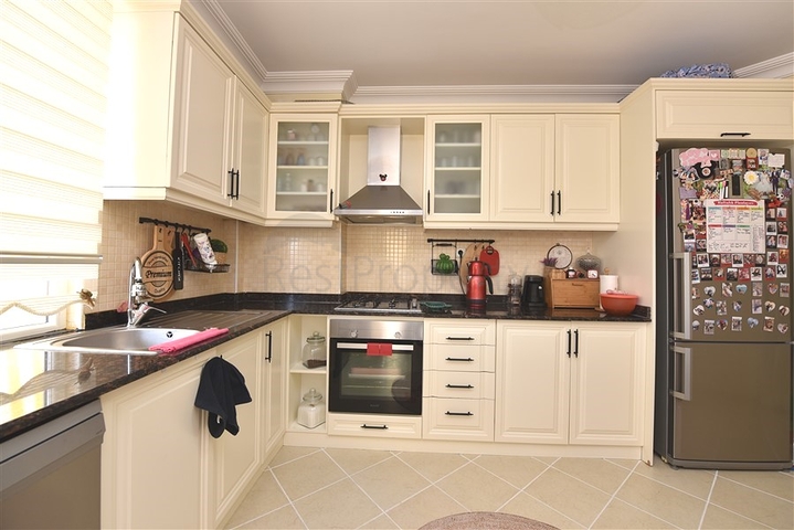 Меблированные апартаменты 2+1 в районе Клеопатра 