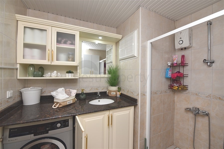 Меблированные апартаменты 2+1 в районе Клеопатра 