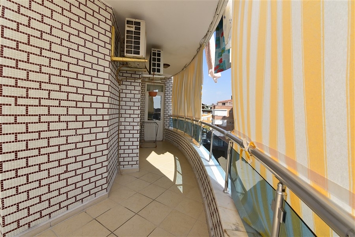 Меблированные апартаменты 2+1 в районе Клеопатра 