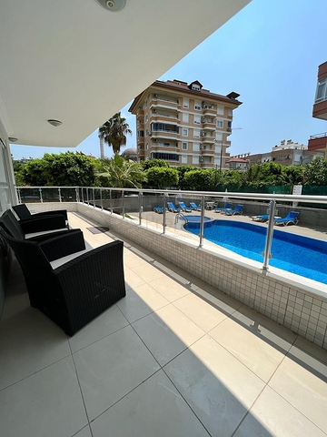 Меблированная уютная квартира на Клеопатре