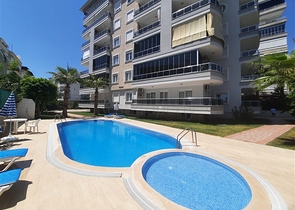 Меблированная уютная квартира на Клеопатре