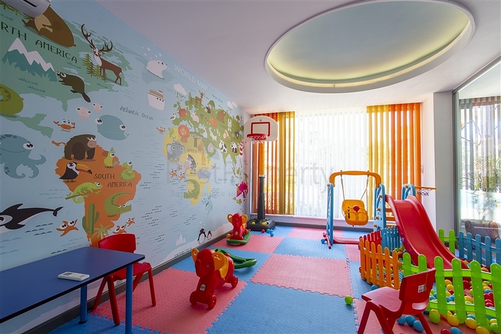 Квартира 2+1 от собственника с мебелью в престижном комплексе района Оба