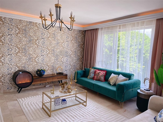 Апартаменты 2+1 с новой мебелью и техникой в центральном районе Oба