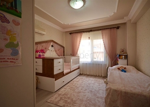 Просторная квартира 3+1 с мебелью и техникой в районе Махмутлар 