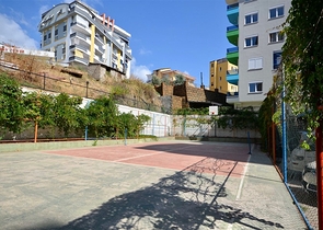 Просторная квартира 3+1 с мебелью и техникой в районе Махмутлар 