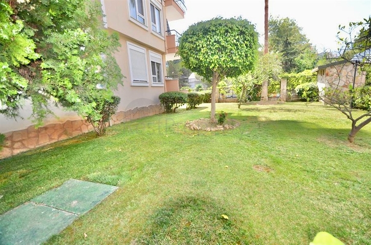 Меблированная квартира 1+1 в центре Алании