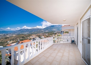 Вилла 3+2 в экологически чистом районе Каргыджак