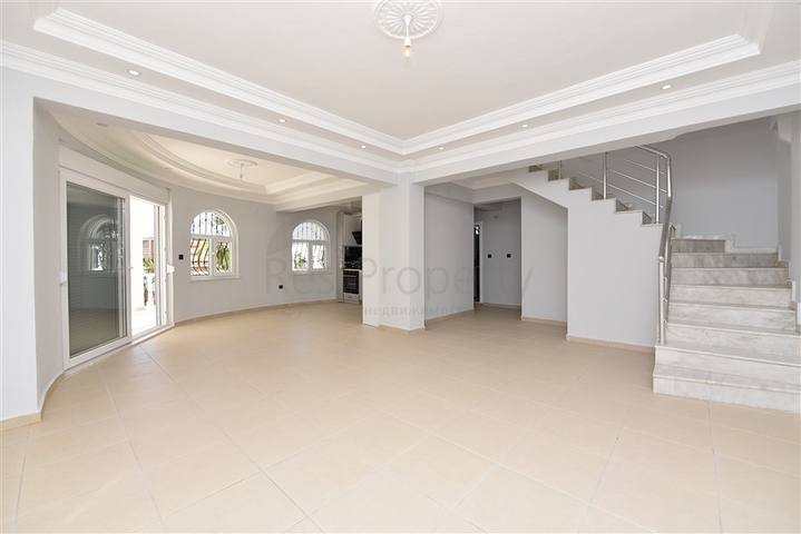 Вилла с видом на море от собственника в районе Авсаллар