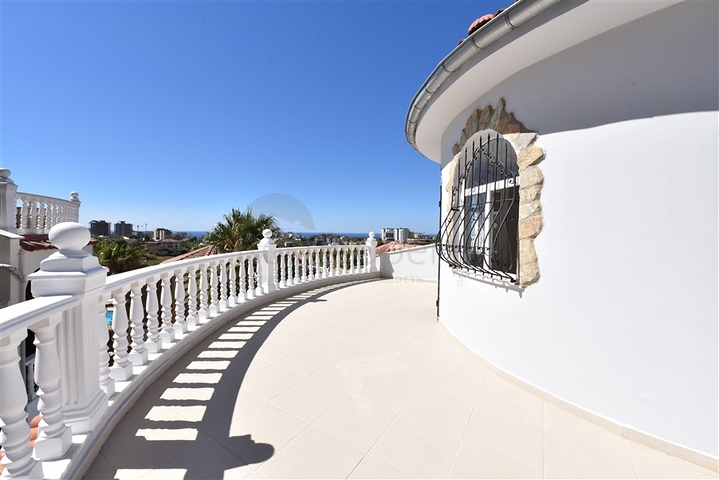 Вилла с видом на море от собственника в районе Авсаллар