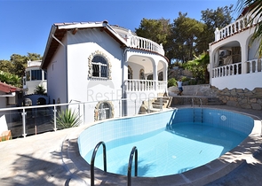 Вилла с видом на море от собственника в районе Авсаллар