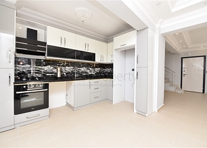 Вилла с видом на море от собственника в районе Авсаллар