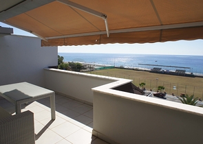 Четырехкомнатная квартира с видом на море в районе Кестель