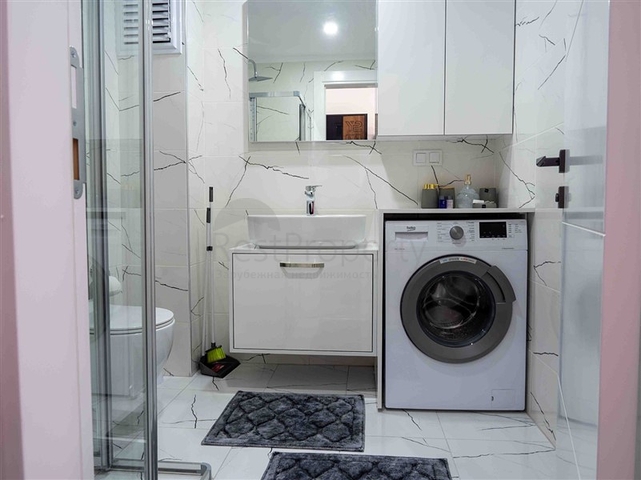 Уютная двухкомнатная квартира в жилом комплексе в центре Алании