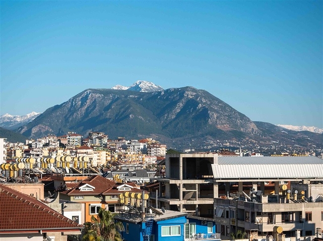 Уютная двухкомнатная квартира в жилом комплексе в центре Алании