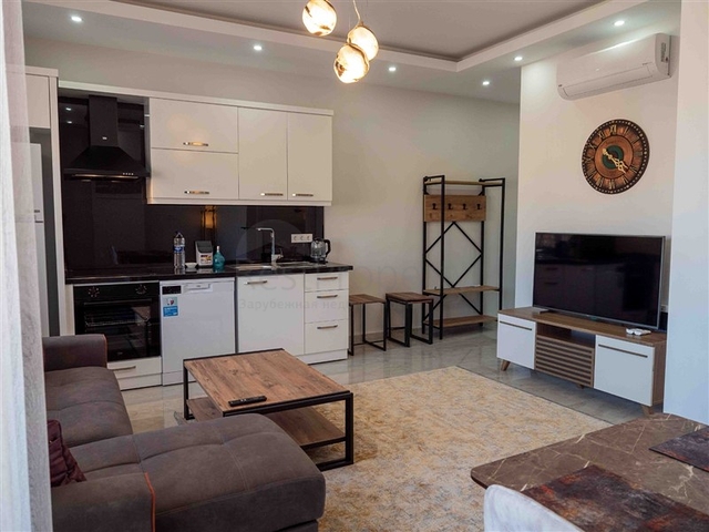 Уютная двухкомнатная квартира в жилом комплексе в центре Алании