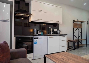 Уютная двухкомнатная квартира в жилом комплексе в центре Алании