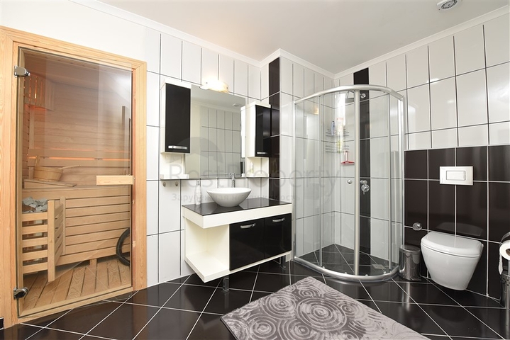 Меблированный пентхаус 4+1 на продажу в районе Клеопатра