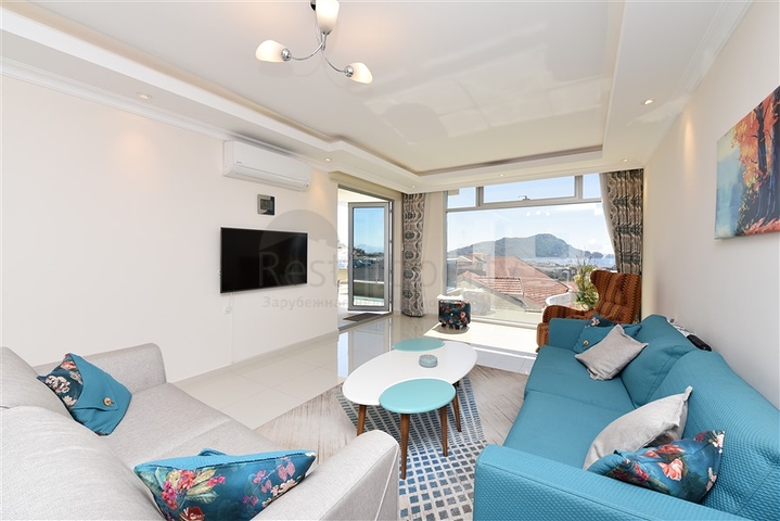 Меблированный пентхаус 4+1 на продажу в районе Клеопатра