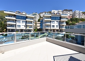 Меблированный пентхаус 4+1 на продажу в районе Клеопатра