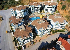 Меблированный пентхаус 4+1 на продажу в районе Клеопатра