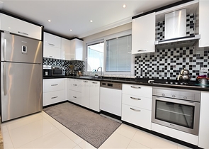 Меблированный пентхаус 4+1 на продажу в районе Клеопатра