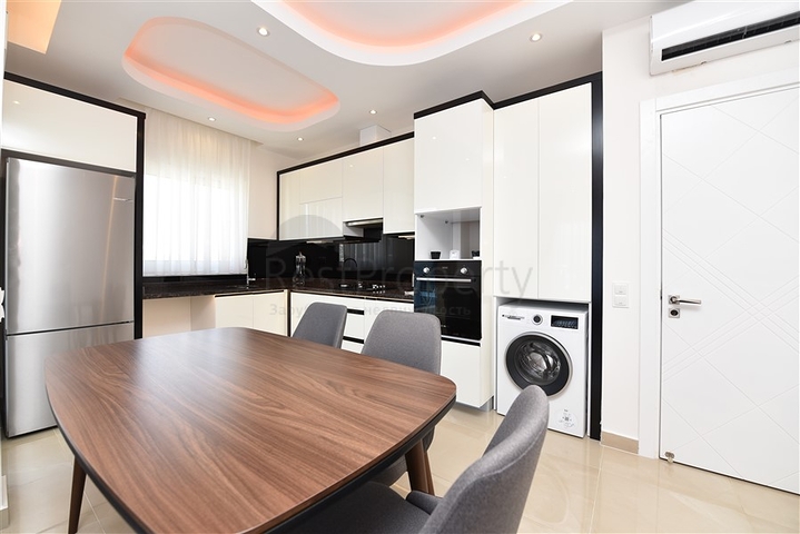 Меблированная квартира 1+1 в Махмутларе с видом на море