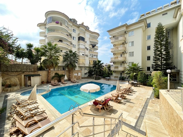 Просторный пентхаус 3+1 в районе Джикджилли от собственника