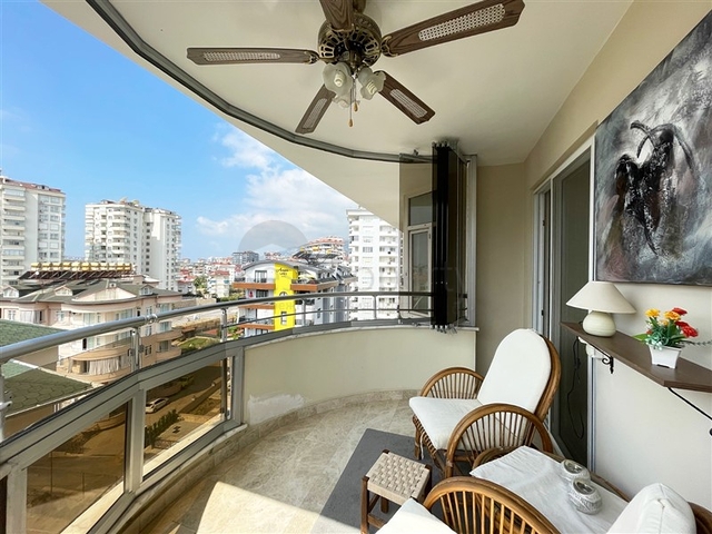 Просторный пентхаус 3+1 в районе Джикджилли от собственника