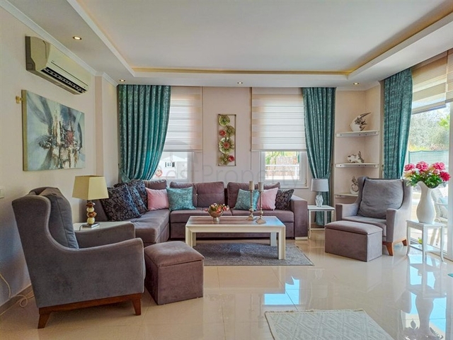 Большая и уютная трехкомнатная квартира в Тосмуре