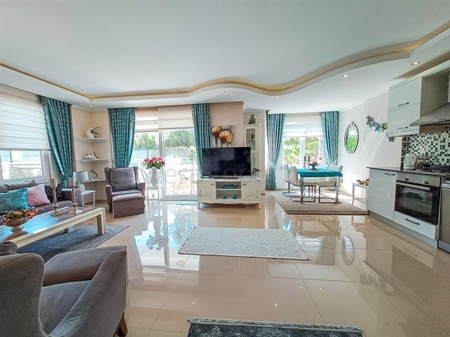 Большая и уютная трехкомнатная квартира в Тосмуре