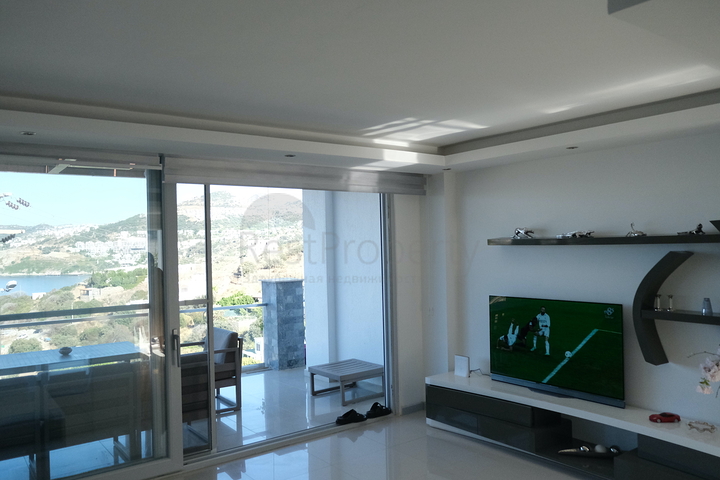 Видовые апартаменты 2+1 с террасой в районе Коюнбаба