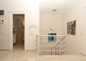 Дуплекс 3+1 с собственным садом в районе Конаклы