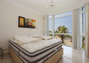 Дуплекс 3+1 с собственным садом в районе Конаклы