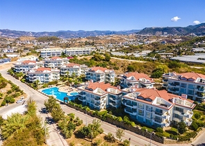 Дуплекс 3+1 с собственным садом в районе Конаклы