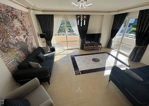 Трехкомнатные апартаменты планировки 2+1 в Махмутларе