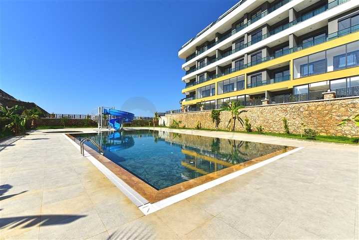 Апартаменты 1+1 в строящемся комплексе в районе Оба