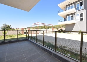 Квартира 2+1 с мебелью и техникой в новом комплексе в районе Инжекум 