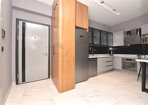 Шикарная квартира на первой линии в районе Каргыджак 