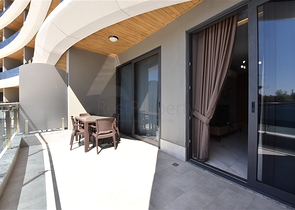 Шикарная квартира на первой линии в районе Каргыджак 