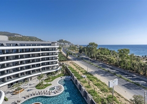 Шикарная квартира на первой линии в районе Каргыджак 