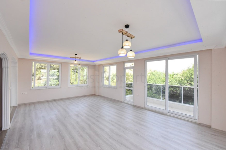 Большой пентхаус 4+1 площадью 165 м2