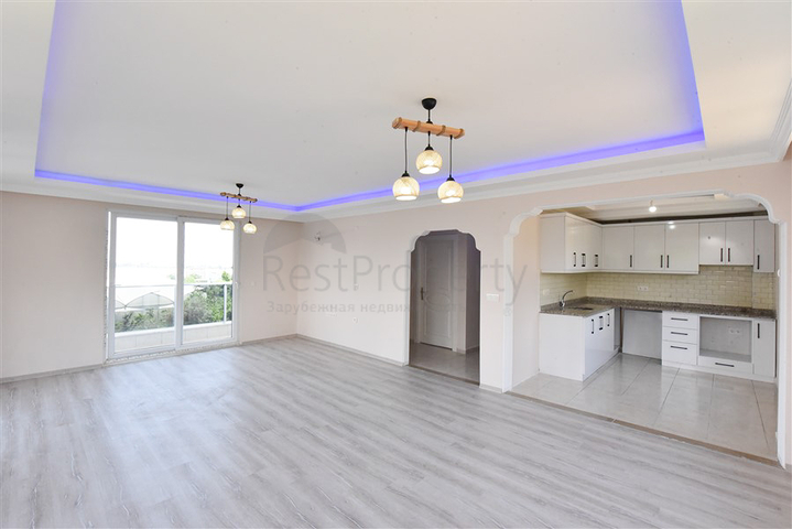 Большой пентхаус 4+1 площадью 165 м2