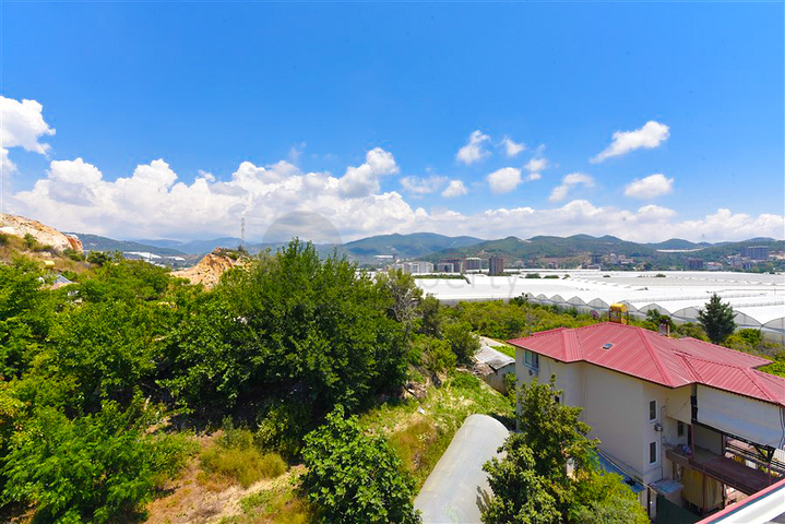 Большой пентхаус 4+1 площадью 165 м2