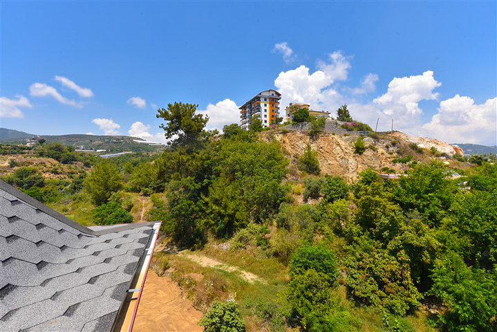 Большой пентхаус 4+1 площадью 165 м2