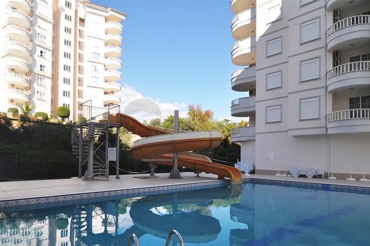 Просторная квартира 2+1 в районе Тосмур