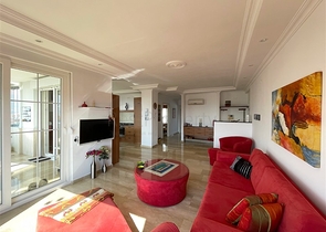 Просторная квартира 2+1 в районе Тосмур