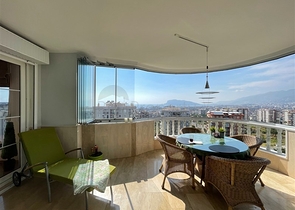 Просторная квартира 2+1 в районе Тосмур